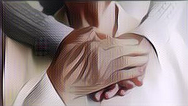 Sederhana Tapi Bikin Bahagia, Begini Cara Berbakti Pada Orangtua dalam Islam