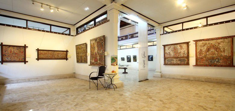 4.Museum Seni Batuan