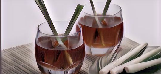 Nggak Banyak yang Tahu, Ini 4 Manfaat Minum Air Rebusan Serai untuk Kesehatan