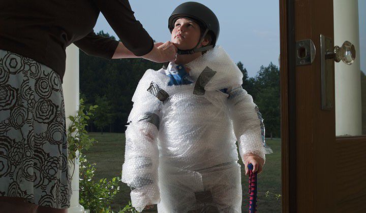 Apa itu Snowplow Parenting?