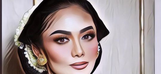 Hairstylist Krisdayanti Ungkap Makna Sanggul yang Dibuatnya Saat di Pernikahan Aurel