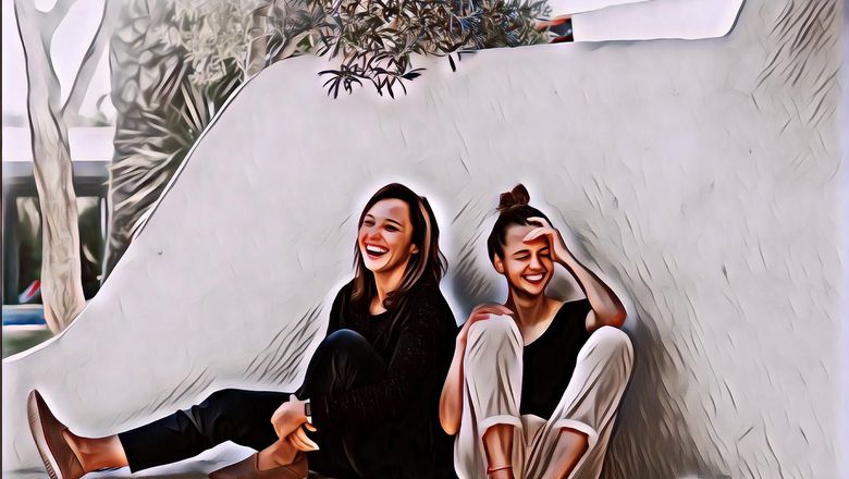 5 Zodiak yang Cocok Jadi Pelawak Saking Humorisnya, Siapa Aja Ya?