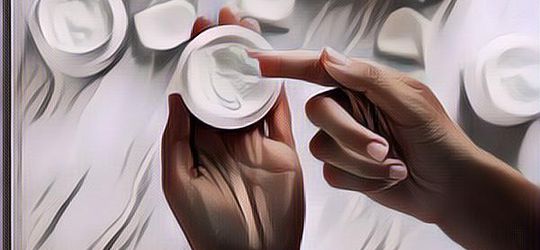 Nggak Cuma Satu, Kenali Jenis-Jenis Pelembap yang Digunakan dalam Produk Skincare