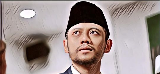 AHY Diterpa Isu Selingkuh dengan Cinta Pertama, Ramalan Roy Kiyoshi Benar?