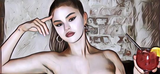 Bandel! Selena Gomez Kepergok Minum Alkohol Padahal Abis Operasi Transplantasi Ginjal