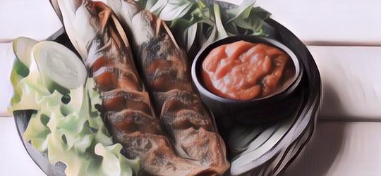 Gara-Gara Gak Punya Nasi, Pria Ini Makan Pecel Lele Pakai Kentang