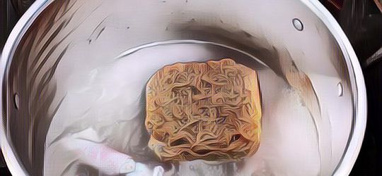 Kuliah di Negara Orang, Pria Ini Mengaku Sering Hidup dengan Makan Mie Instan