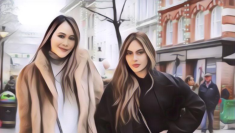 Ditegur Ibunya Karena Umbar Foto Seksi Berbikini, Jawaban Valerie Thomas Sukses Jadi Sorotan