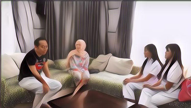 Denny Cagur Pekerjakan Dua ART Cantik, Istrinya Terbakar Api Cemburu