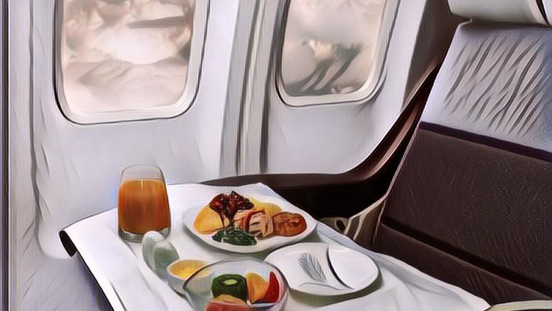 Makanan yang Kalian Bawa Sering Terasa Aneh Saat Terbang Naik Pesawat? Berikut Alasannya