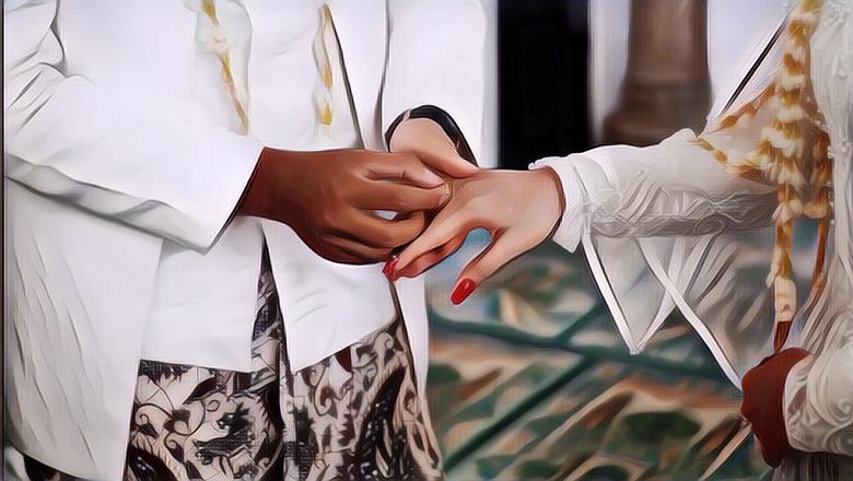 Heboh Seorang Wanita Nikahi Ayah Sahabatnya Sendiri, Netizen Syok