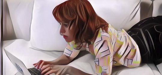 Masih Suka Stalking Mantan Pacar? Ternyata Bisa Datangkan Efek Negatif