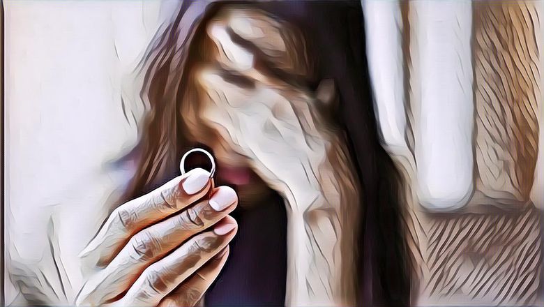 Mitos Menolak Lamaran Pria Bikin Seret Jodoh, Bener Nggak Sih?