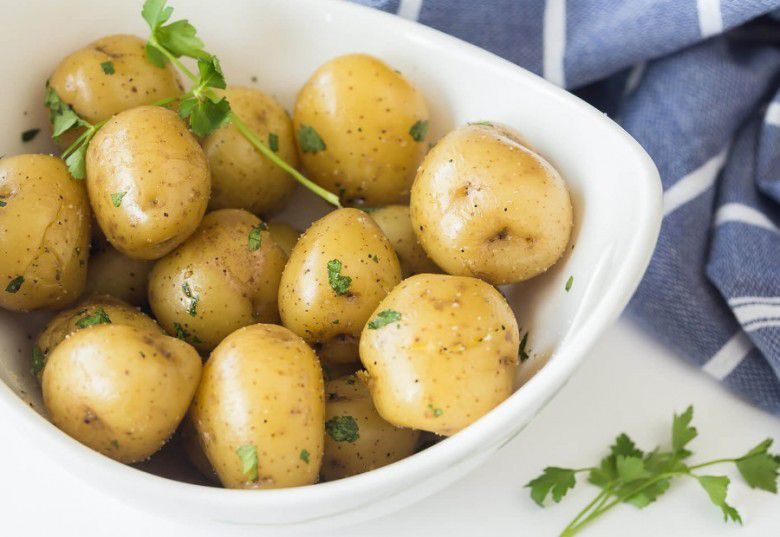 5. Tomat hijau dan kentang