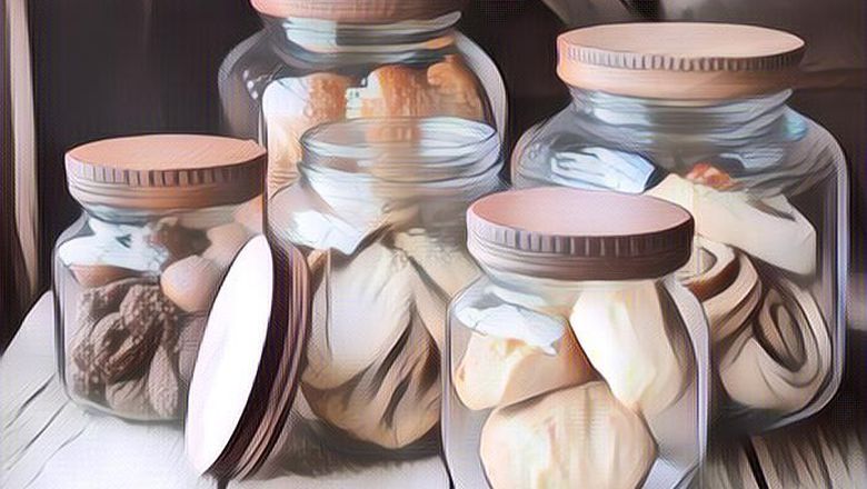 Gak Cukup Pakai Air! Gini Cara Toples Tetap Bening Meski Dipakai Berulang Kali, Lengkap Tips Hilangkan Bau Apek