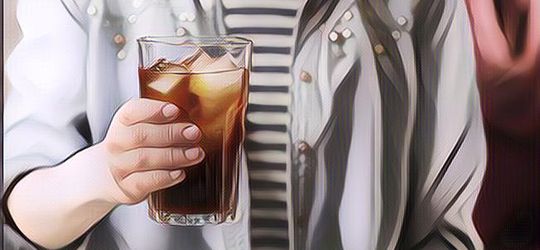 Ini yang Akan Terjadi Jika Kamu Terlalu Banyak Minum Minuman Bersoda