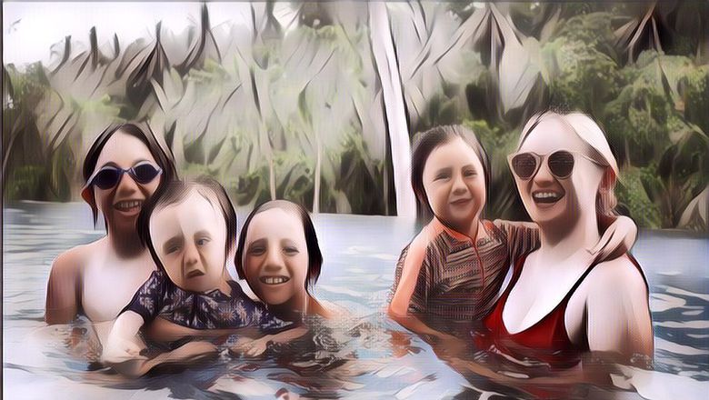 Jadi Single Parent, Simak Potret Kedekatan Joanna Alexandra dan Keempat Anaknya