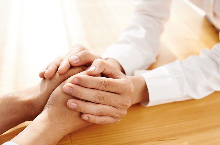 4. Meningkatkan Sentuhan Fisik