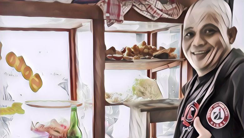 Warisan Sapri Pantun, Warung Soto Mie Bogor yang Dirintis Bersama sang Adik