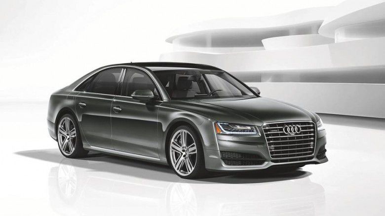 #8 Audi S8 4.0T Plus