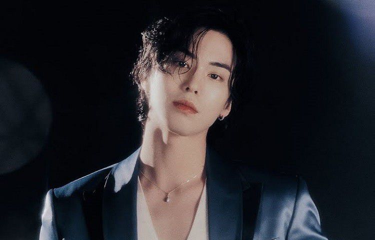 1. Rocky keluar dari ASTRO dan Fantagio