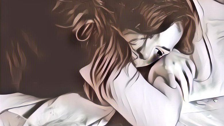 5 Hal Yang Bisa Bantu Kamu Atasi Rasa Kesepian, Biar Happy!