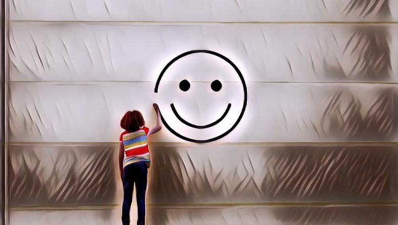 3 Sumber Kebahagiaan yang Melulu Soal Ketenaran dan Material