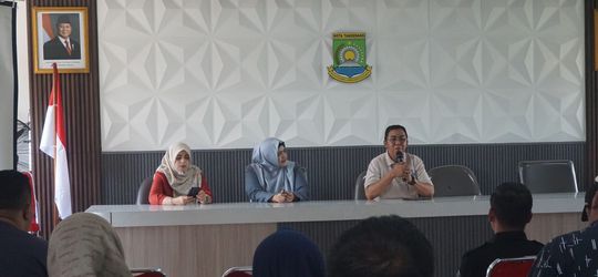 Tingkatkan Transparansi, Pengurus RT/RW 08 Paninggilan Utara Belajar Kelola Data Warga Secara Digital