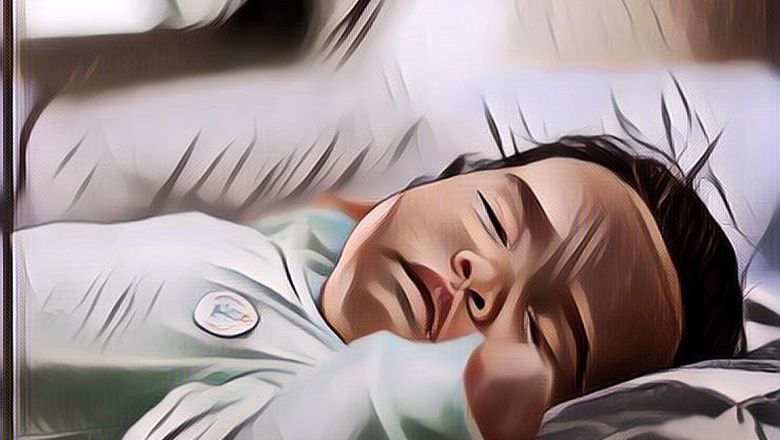 Istri Lagi Sibuk, Aksi Suami Tenangkan Bayinya yang Menangis Ini Benar-Benar Lawak!