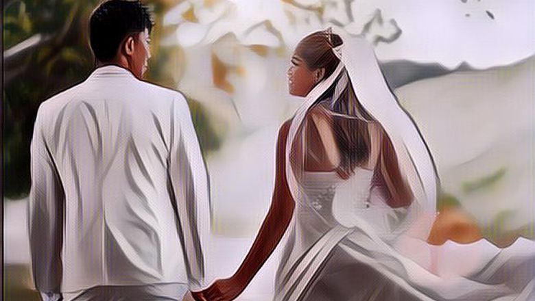 Heboh Ada Pengantin Kebanjiran Saat Nikah, Pakai Gaun Nikah Naik Sampan